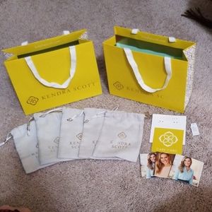 Kendra Scott gift supplies
